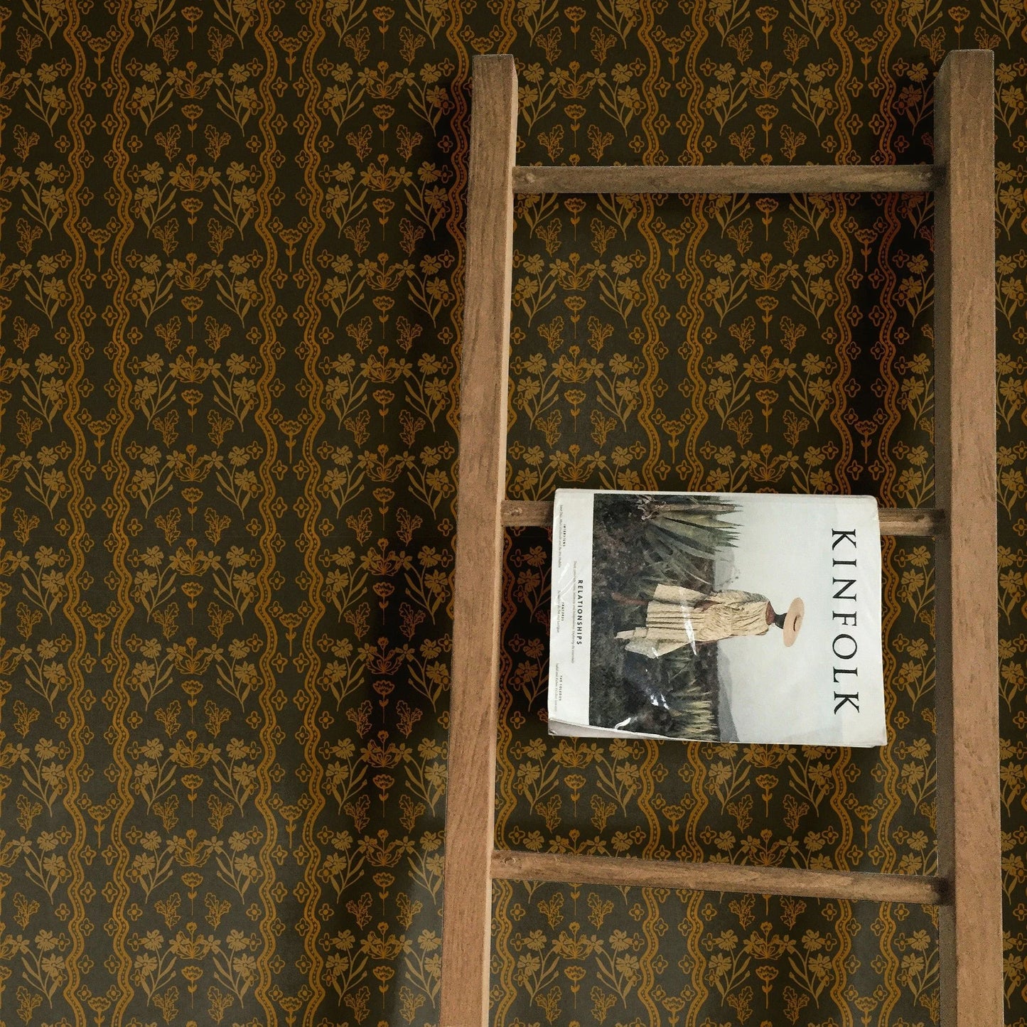 Folksy Wallpaper