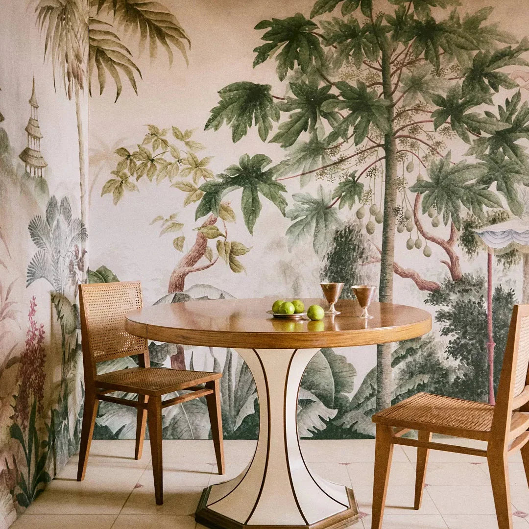 The Grand Comeback of Wallpaper: Art, Style, and Personality on Your Walls