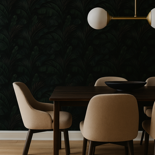 Midnight Jungle: Elegant Dark Green Wallpaper