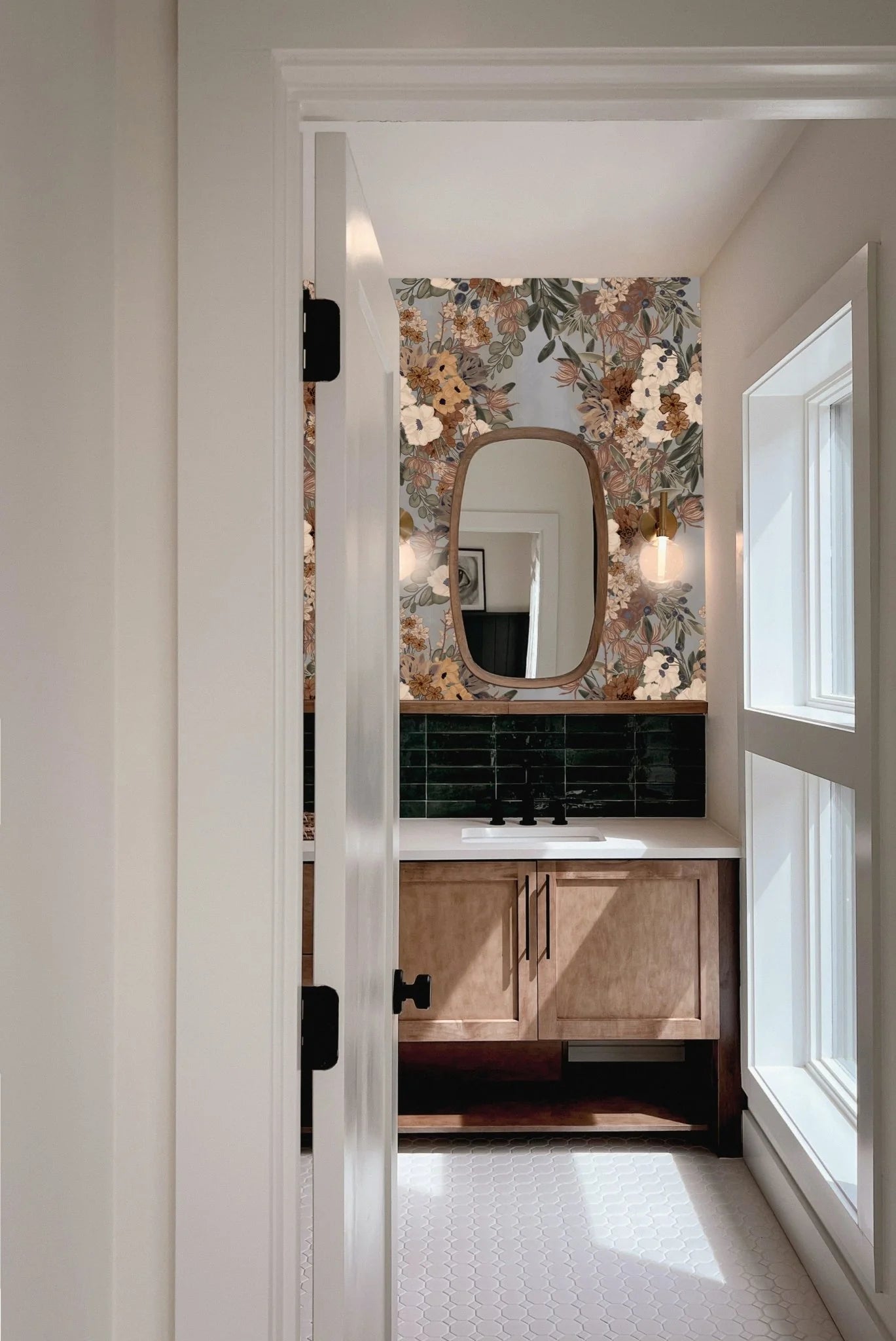 Classic Peel and Stick Wallpaper (Self-Adhesive)