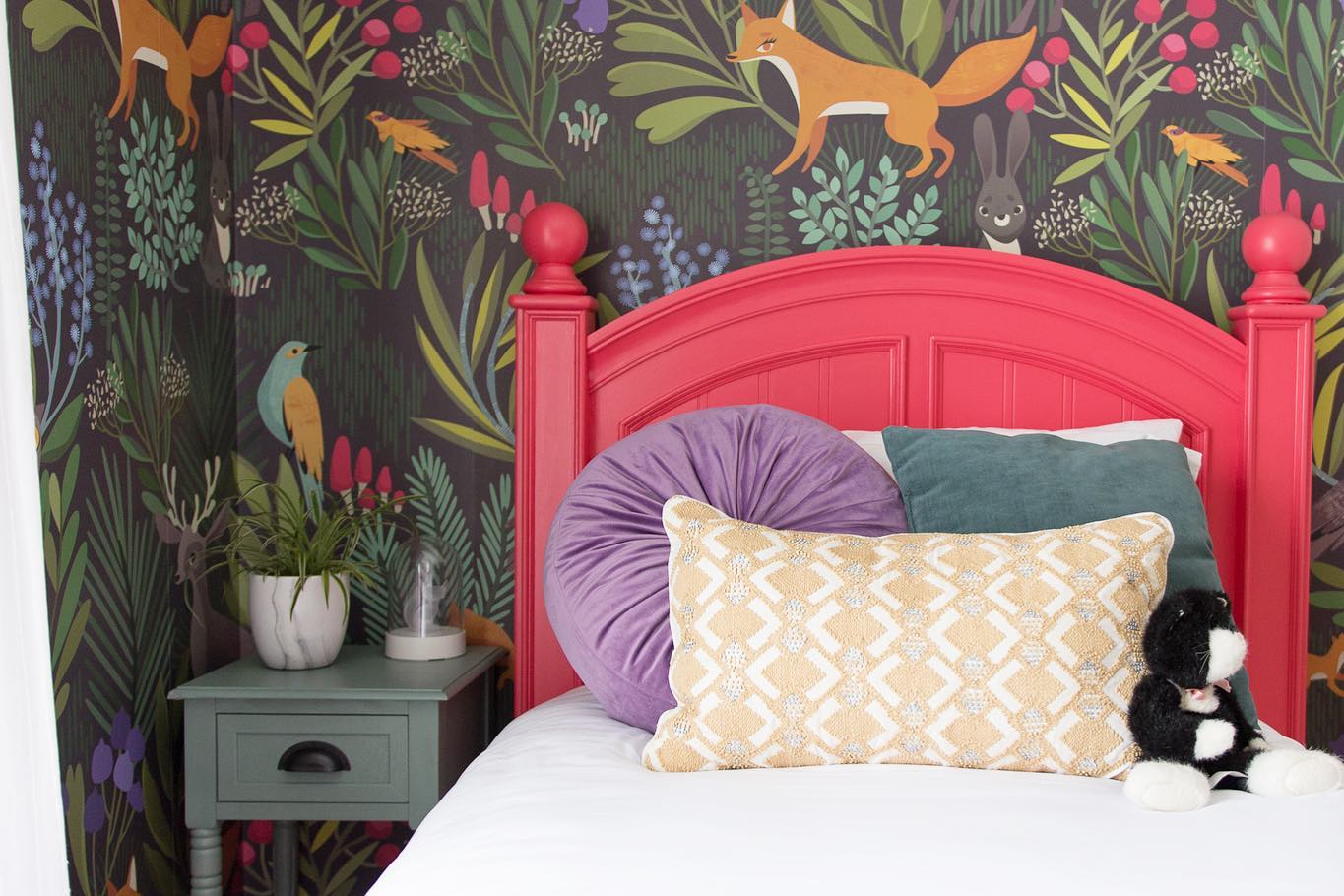 Woodland Friends Peel and Stick Wallpaper